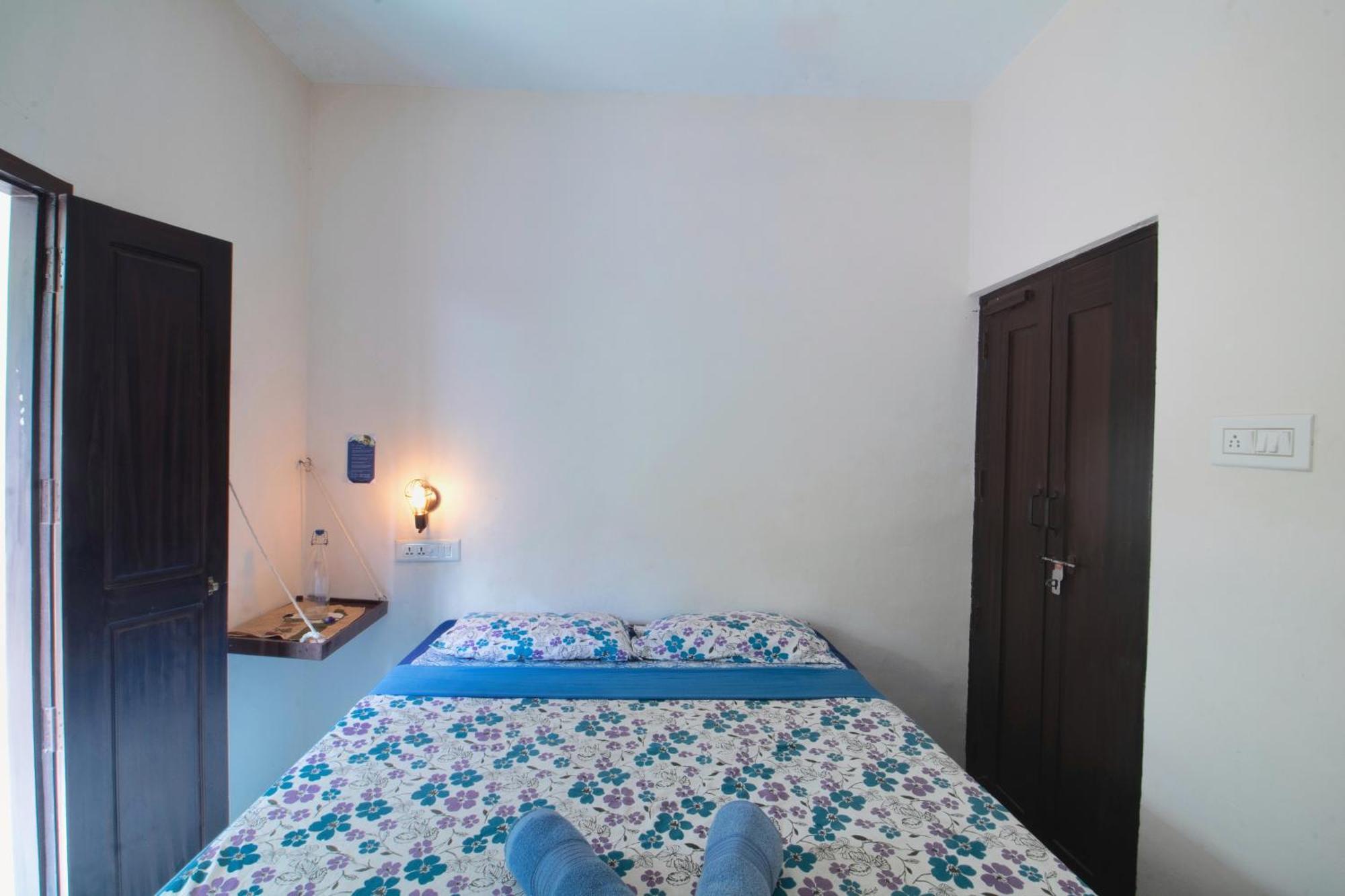 Hostel Calaila Варкала Екстер'єр фото