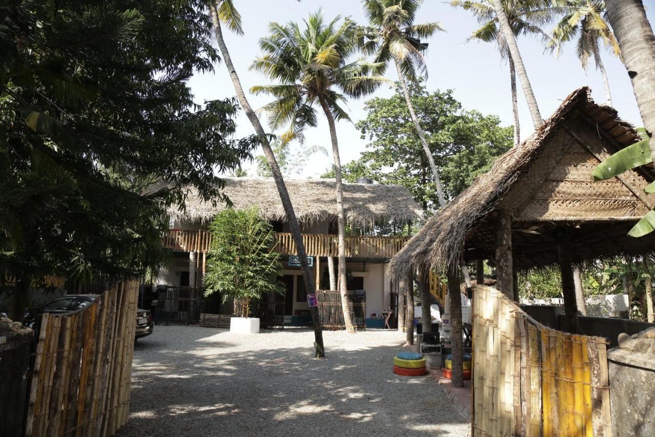 Hostel Calaila Варкала Екстер'єр фото