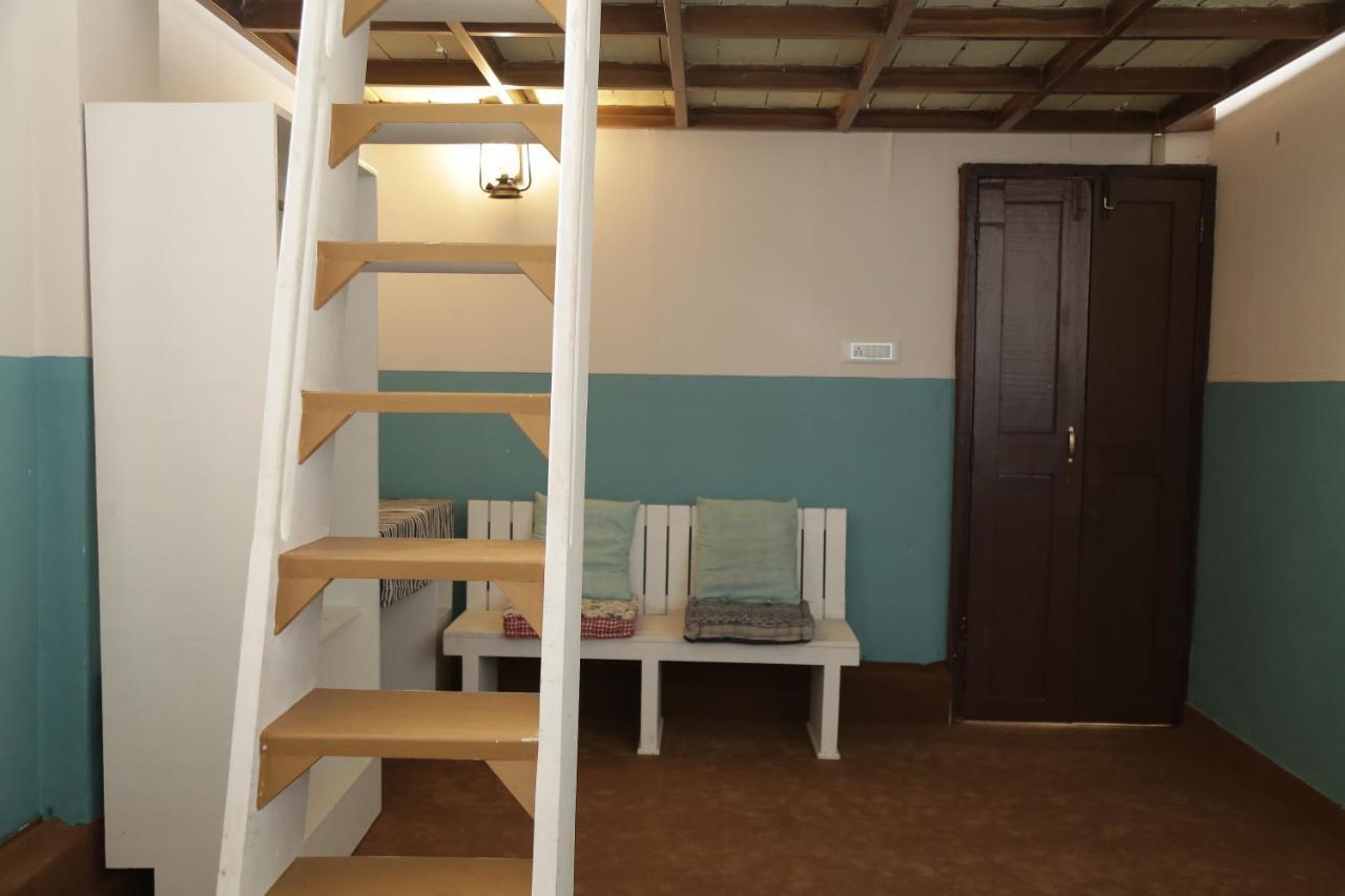 Hostel Calaila Варкала Екстер'єр фото